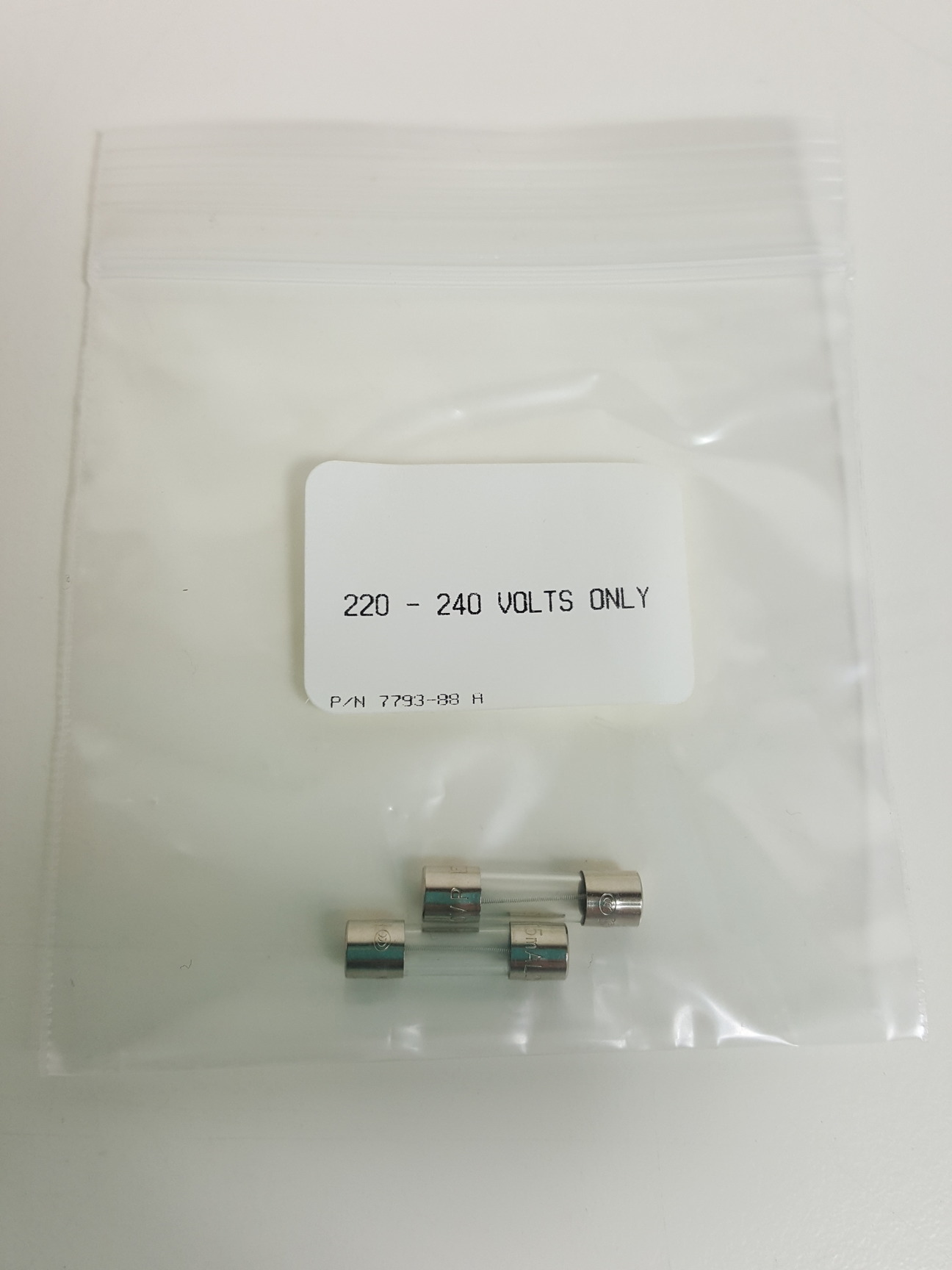 Image of Life Technologies Ion Torrent OneTouch ES Enrichment System Model no. 844-21 Lab