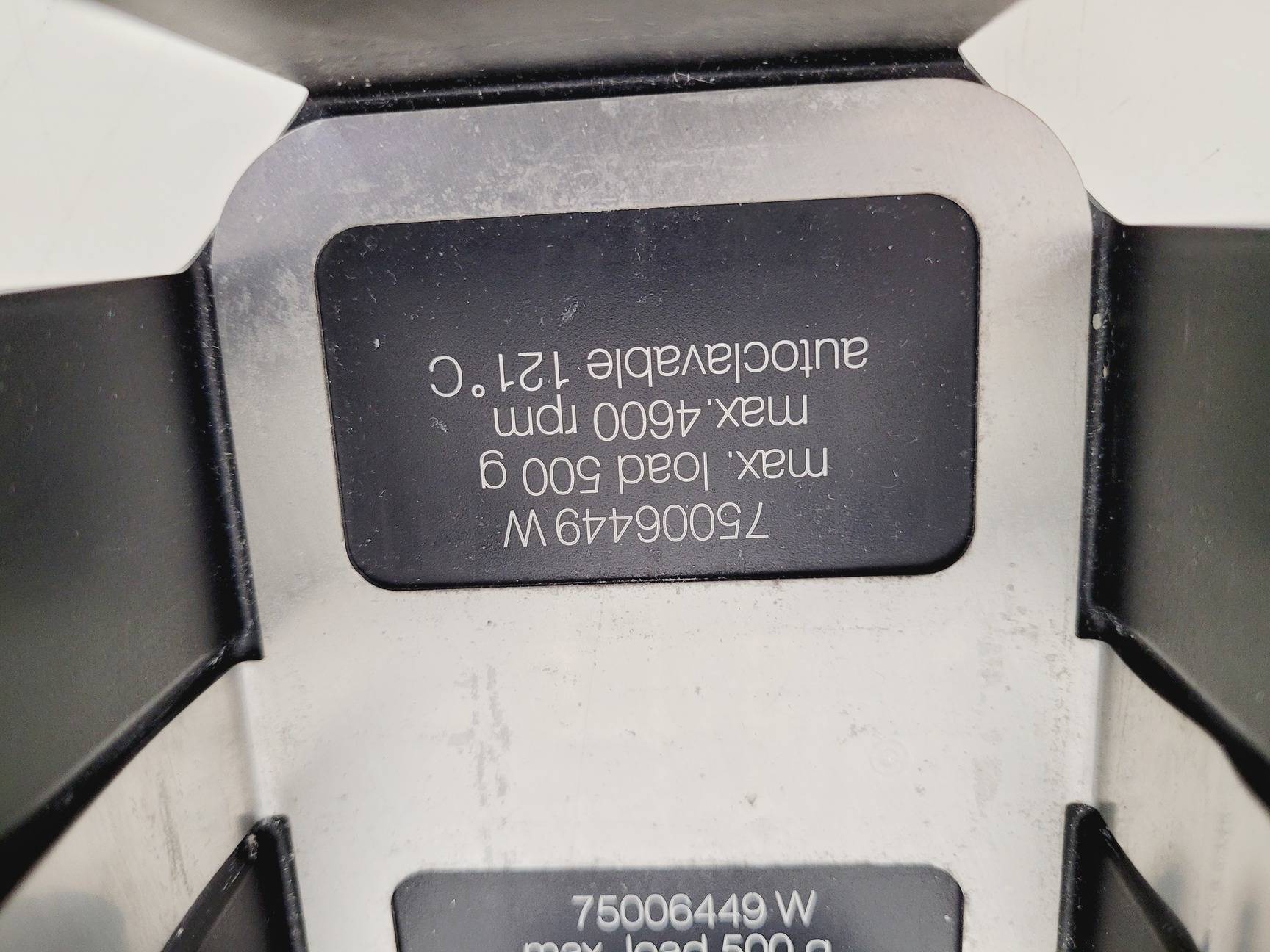 Image of 4 x Thermo Scientific/Sorvall Heraeus Microplate Centrifuge Buckets 75006449 Lab