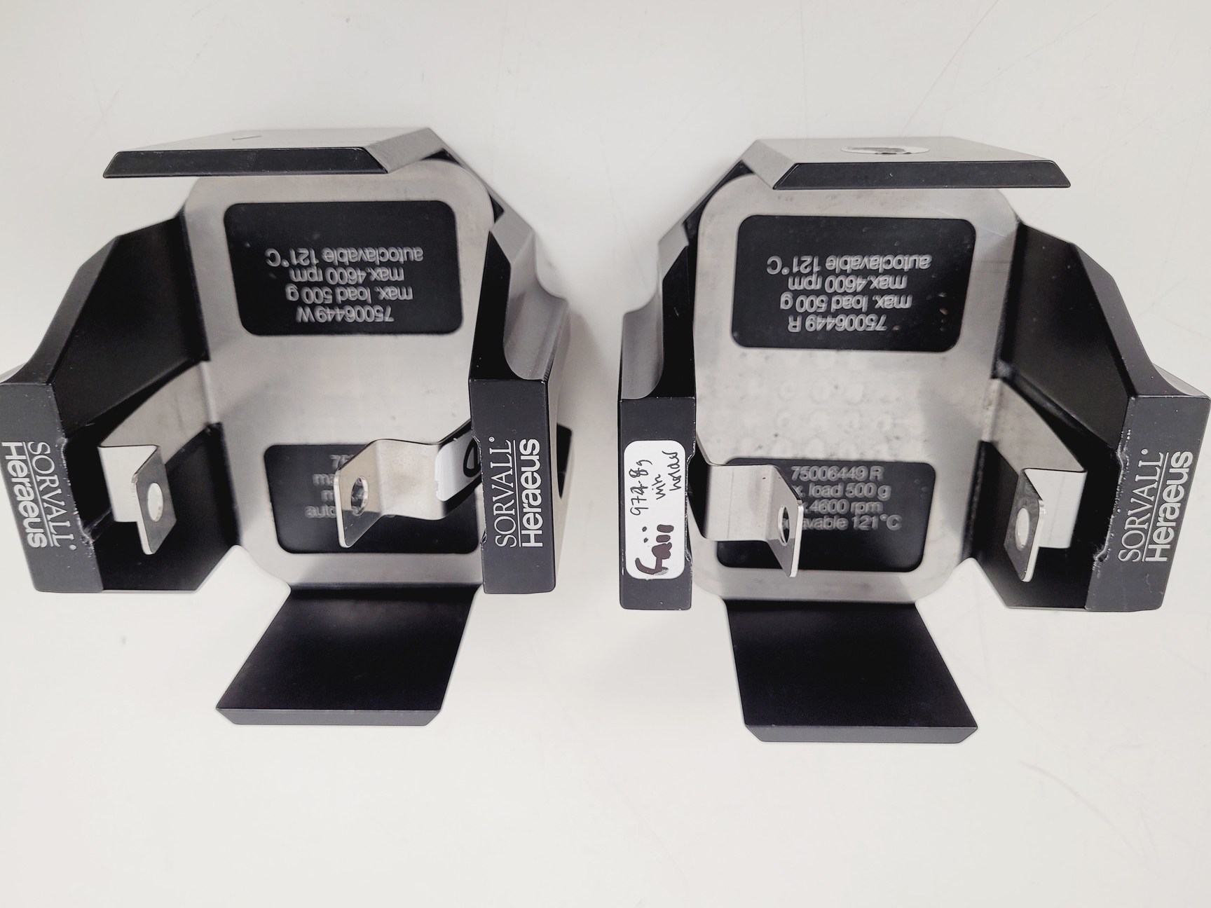 Image of 4 x Thermo Scientific/Sorvall Heraeus Microplate Centrifuge Buckets 75006449 Lab