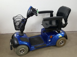 Thumbnail image of Drive Medical Mobility Scooter Neo 4 MS040 + Basket, Key & Charger