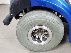 Thumbnail image of Drive Medical Mobility Scooter Neo 4 MS040 + Basket, Key & Charger