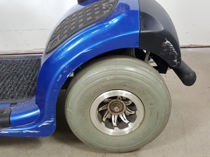 Thumbnail image of Drive Medical Mobility Scooter Neo 4 MS040 + Basket, Key & Charger