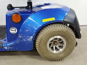 Thumbnail image of Drive Medical Mobility Scooter Neo 4 MS040 + Basket, Key & Charger