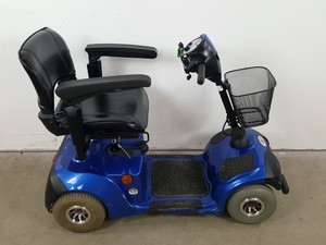 Thumbnail image of Drive Medical Mobility Scooter Neo 4 MS040 + Basket, Key & Charger