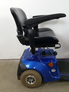 Thumbnail image of Drive Medical Mobility Scooter Neo 4 MS040 + Basket, Key & Charger