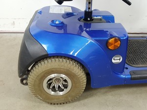 Thumbnail image of Drive Medical Mobility Scooter MS040 Neo 4  + Basket, Key & Charger