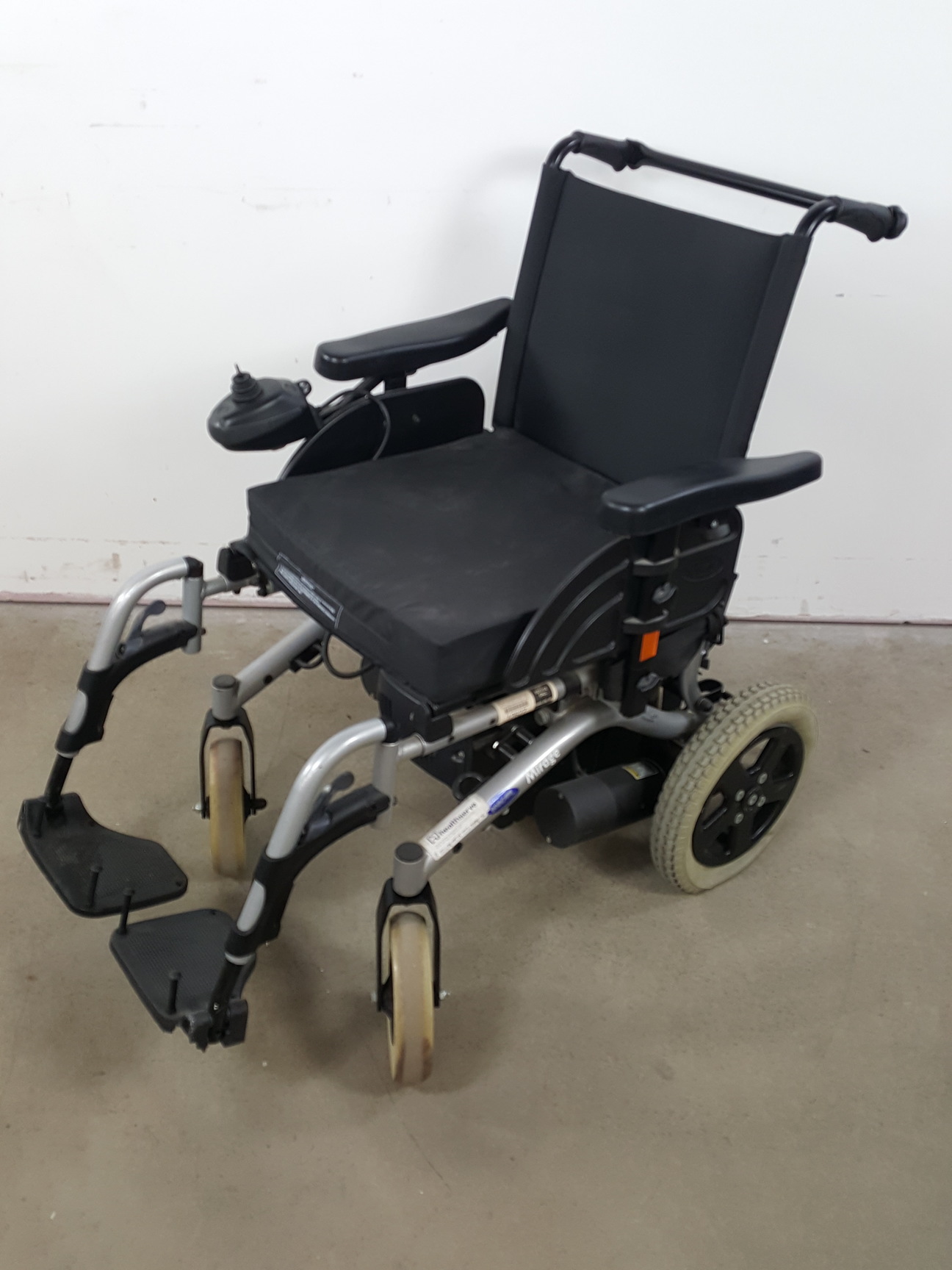 Image of Invacare Mirage 4mph Electric Wheelchair Transportable Powerchair - Dead Battery