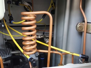 Thumbnail image of Peak Scientific High Purity Nitrogen Generator Model - NM30LA Lab