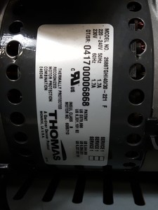 Thumbnail image of Peak Scientific High Purity Nitrogen Generator Model - NM30LA Lab