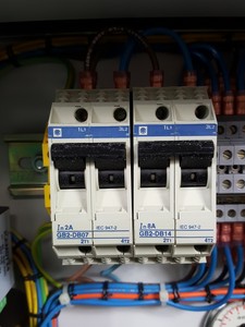 Thumbnail image of Peak Scientific High Purity Nitrogen Generator Model - NM30LA Lab