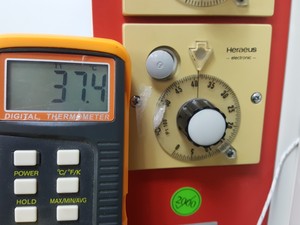 Thumbnail image of Heraeus Laboratory Incubator Typ B 5060 EK-C02 Lab