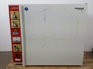 Thumbnail image of Heraeus Laboratory Incubator Typ B 5060 EK-C02 Lab