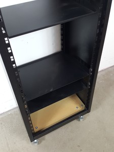 Thumbnail image of Standing 19" Rack Equipment Cabinet on Wheels 44x55x176cm LWH