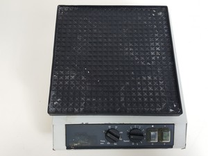 Thumbnail image of Heidolph Rotamax 120 Orbital Platform Shaker Lab