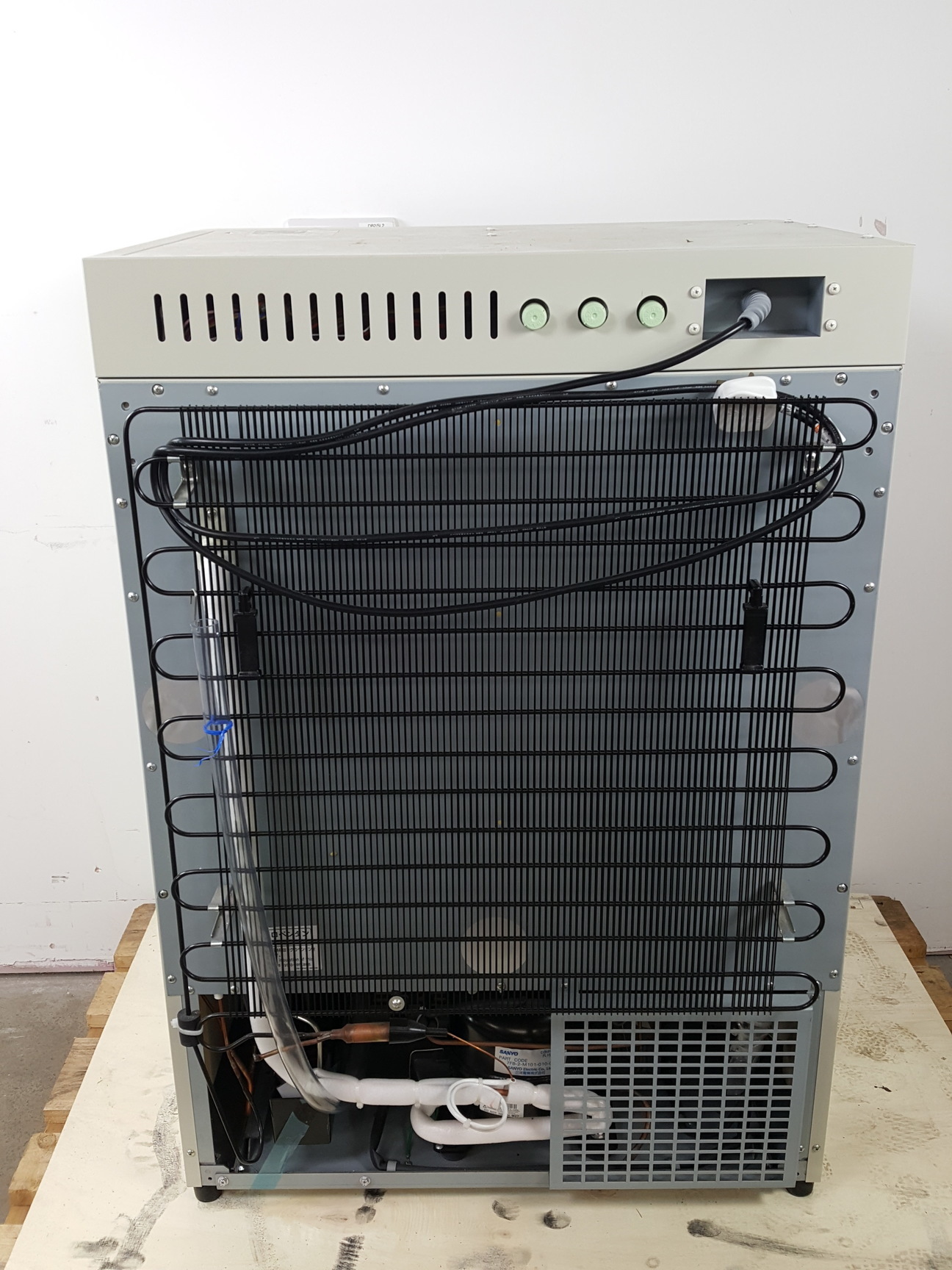 Image of Sanyo Laboratory Incubator Model - MIR-154 Lab