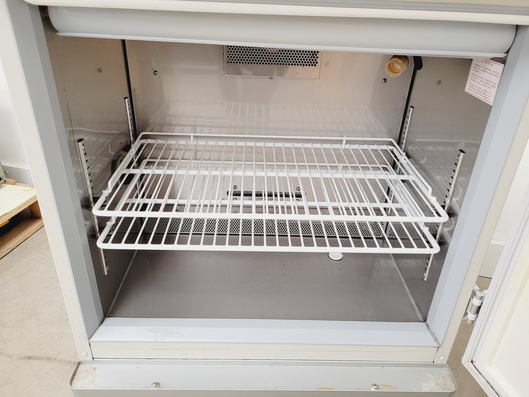 Image of Sanyo Laboratory Incubator Model - MIR-154 Lab