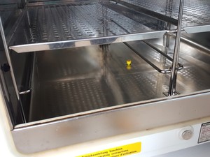 Thumbnail image of Heraeus Laboratory Incubator Typ B 5060 EK-C02 with Trolley Lab