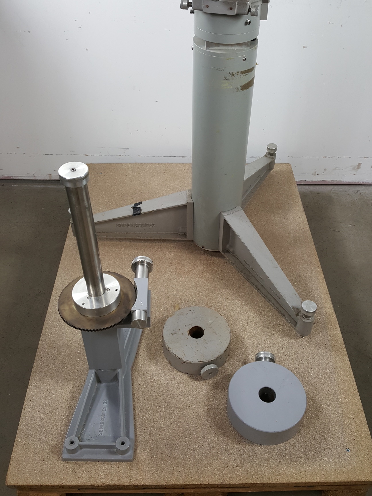Image of Vintage 1988 Superscopes Ltd Titan 2 Telescope EQ Mount - 701 C2 Lab