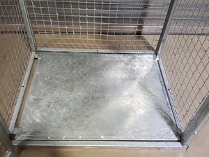Thumbnail image of Gas Cylinder Bottle Storage Cage 86x100x187cm LWH