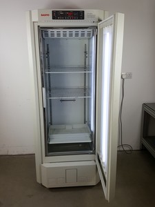 Thumbnail image of Sanyo Versatile Environmental Test Chamber  Model - MLR-350 Lab