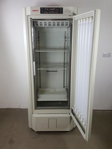 Thumbnail image of Sanyo Versatile Environmental Test Chamber  Model - MLR-350 Lab