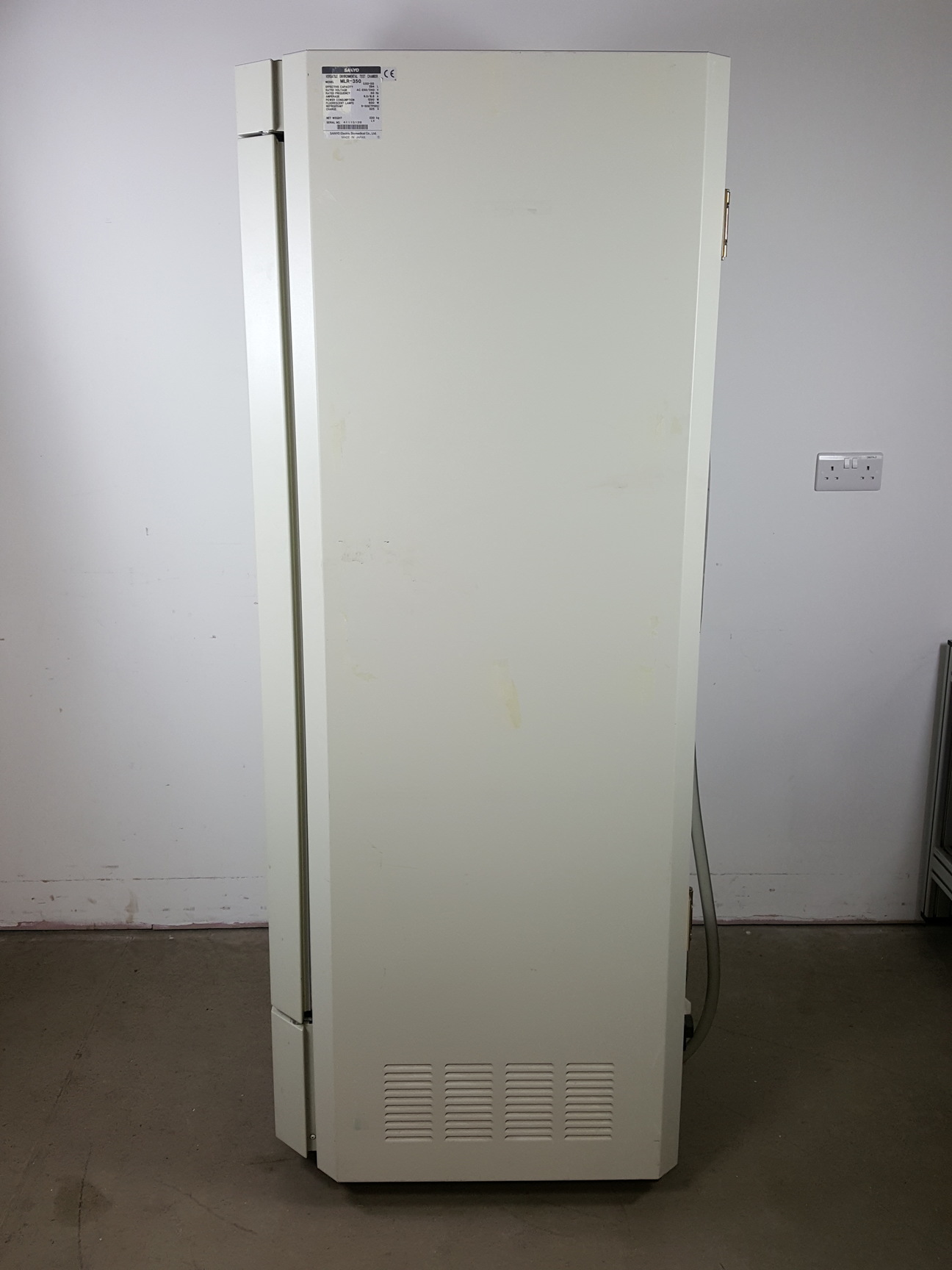 Image of Sanyo Versatile Environmental Test Chamber  Model - MLR-350 Lab
