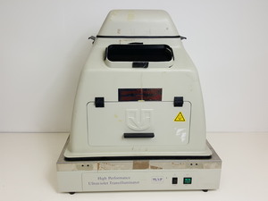 Thumbnail image of UVP DigiDoc-IT Gel Imaging System with Transilluminator TFM-20 lab