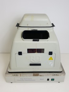 Thumbnail image of UVP DigiDoc-IT Gel Imaging System with Transilluminator TFM-20 lab