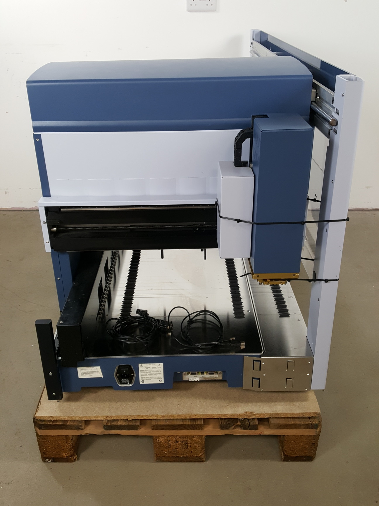 Image of Hamilton Microlab Star Automated Robotic Liquid Handling System Lab
