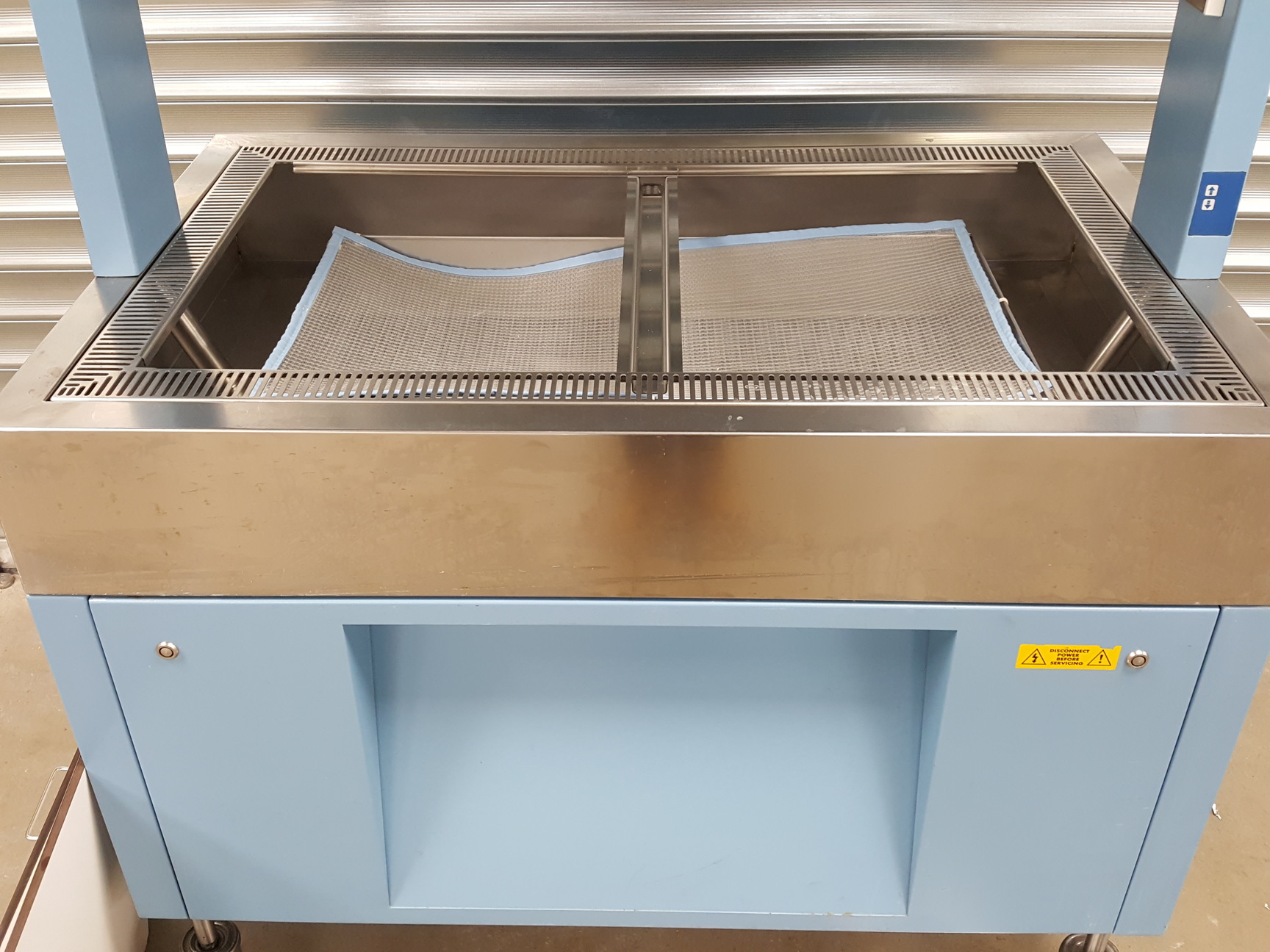 Image of Tecniplast CS5 Changing Station Laminar Flow Cabinet Type - 9CACGCS512UK Lab