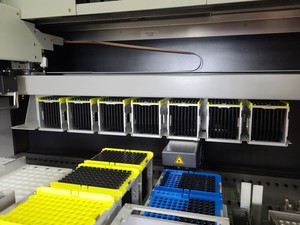 Thumbnail image of Abbott M2000SP Liquid Handler RealTime Molecular Biology Analyser RT-PCR Lab