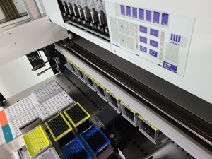Thumbnail image of Abbott M2000SP Liquid Handler RealTime Molecular Biology Analyser RT-PCR Lab