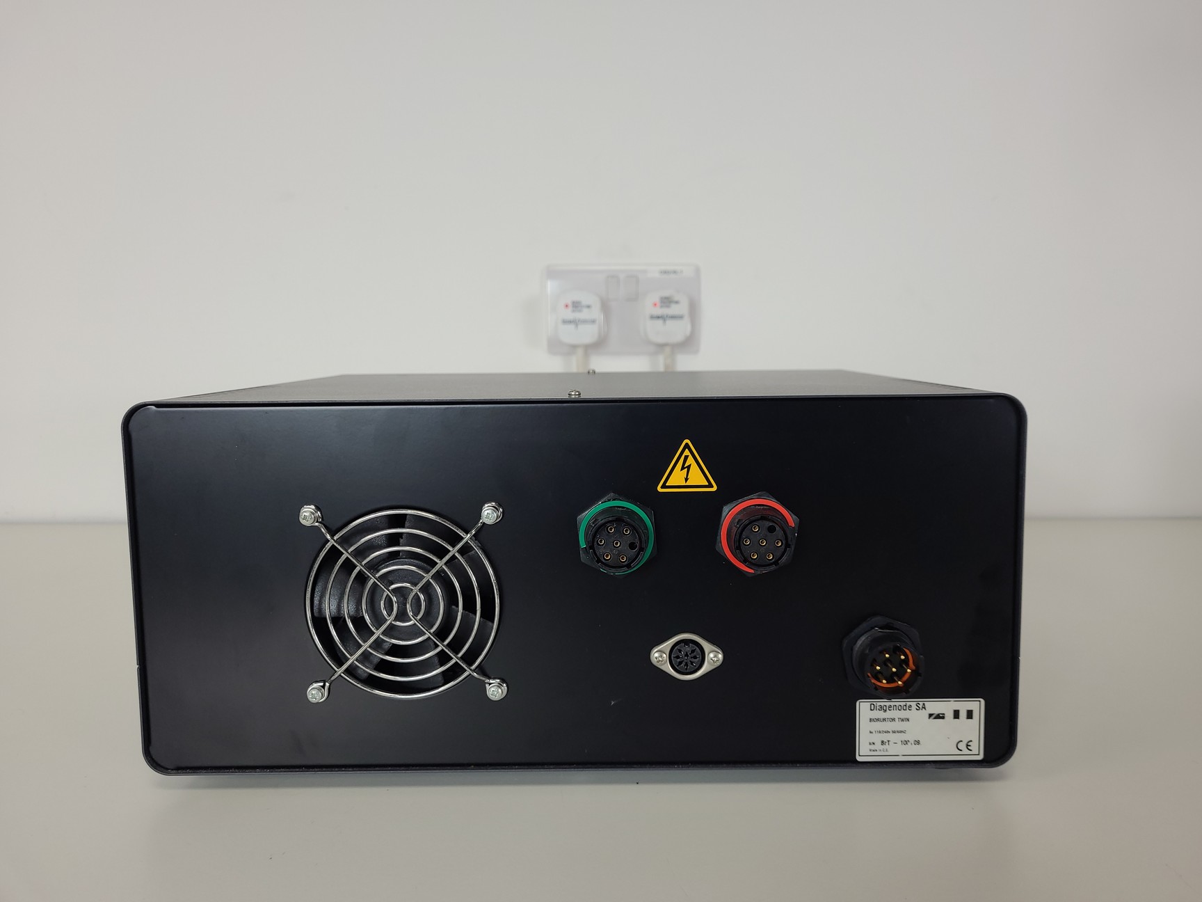 Image of Diagenode Bioruptor Twin Sonication System w/ Neslab RTE7 Circulating Bath Lab
