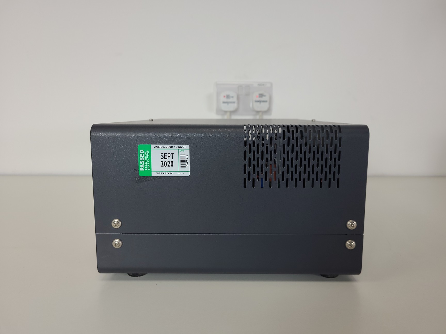 Image of Diagenode Bioruptor Twin Sonication System w/ Neslab RTE7 Circulating Bath Lab