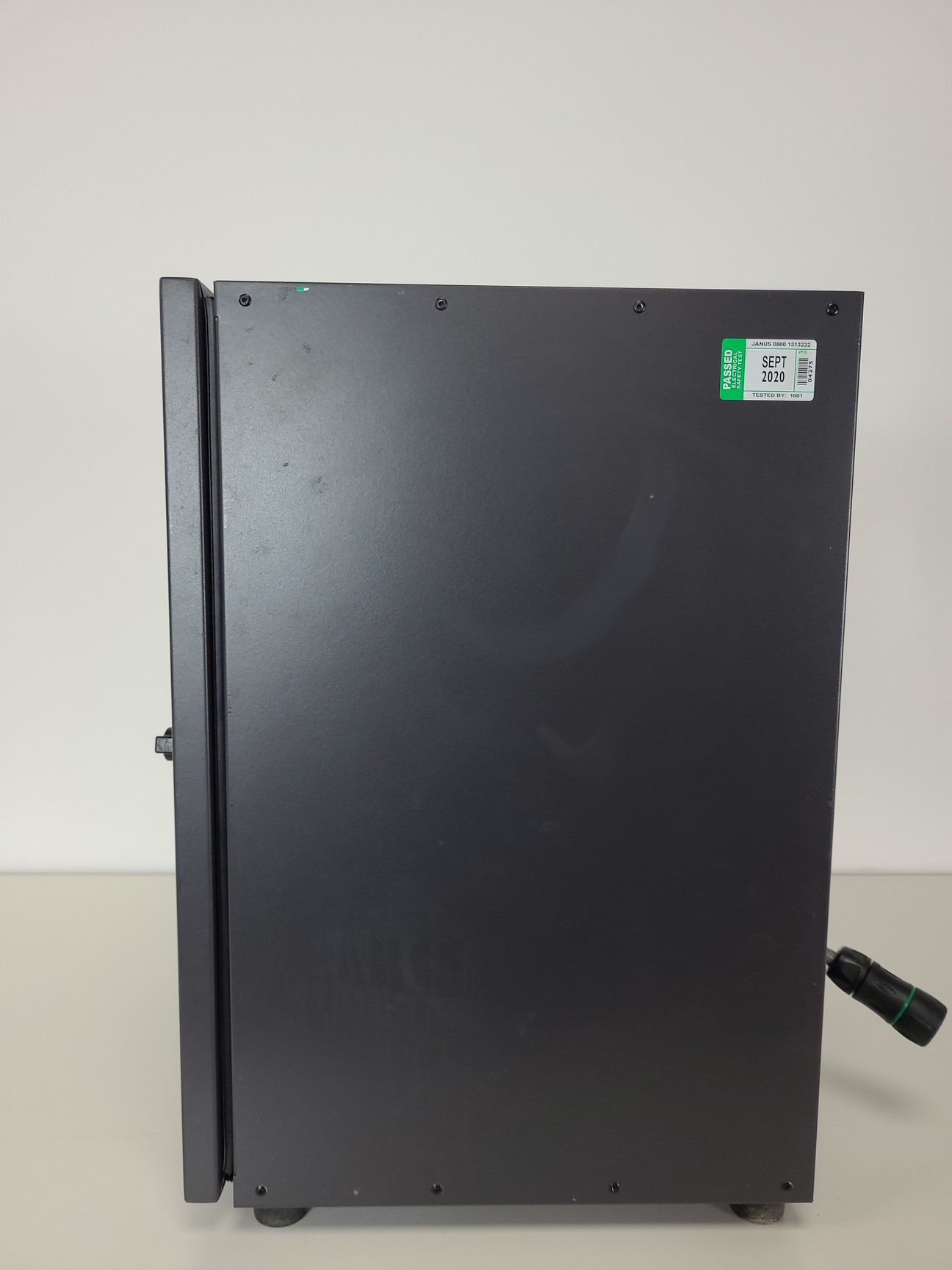 Image of Diagenode Bioruptor Twin Sonication System w/ Neslab RTE7 Circulating Bath Lab