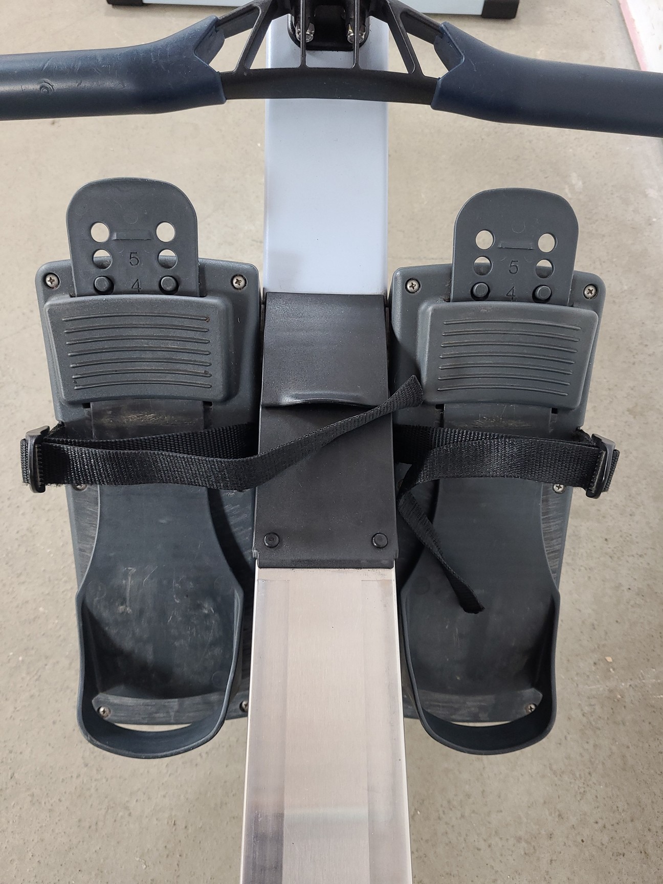 Image of Concept 2 Model D Indoor Rowing Machine Rower Commercial Gym