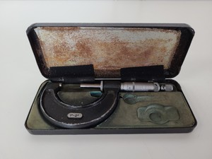 Thumbnail image of Job Lot Vintage Measuring - Micrometers, Gauges, Indicators, Starrett, M&W,