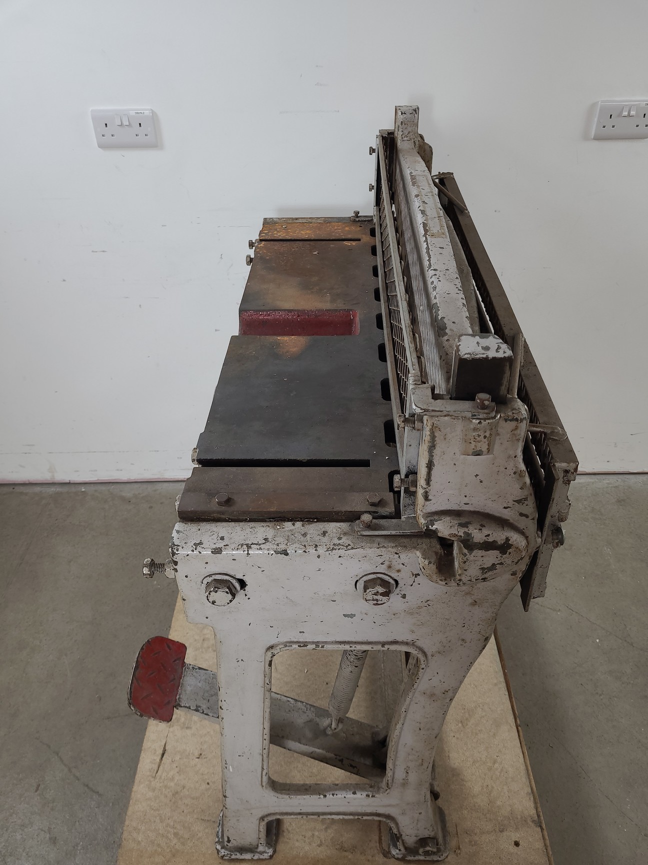 Image of Engineering Workshop Foot-Operated Sheet Metal Guillotine