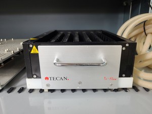 Thumbnail image of Tecan Freedom Evo WS Illumina Liquid Handling Robot System Lab