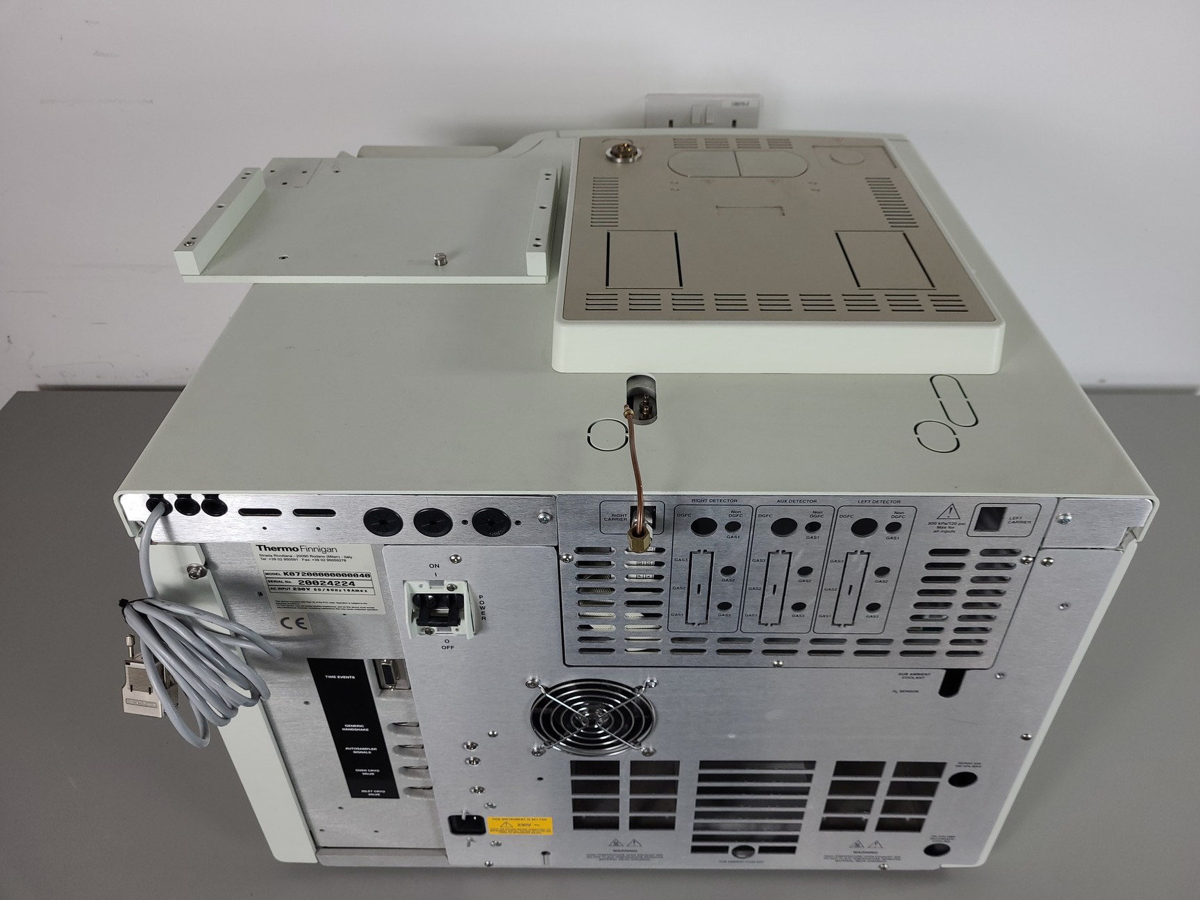 Image of Thermo Finnigan Trace GC Gas Chromatograph Model K07200000000040 Lab