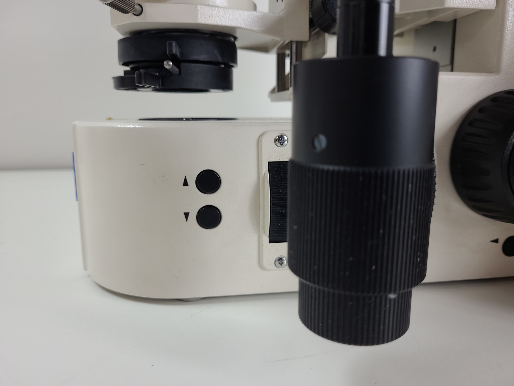 Image of Zeiss Axioplan 2 Imaging Trinocular Microscope w/ 3,2/0,07  160/- Objective Lab