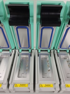 Thumbnail image of Advalytix ArrayBooster AB410 Hybridization Station Lab