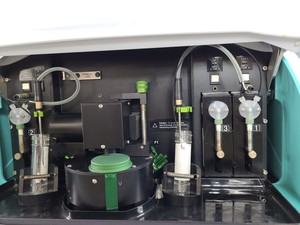 Thumbnail image of Thermo Electron Varioskan Flash Spectral Scanning Multimode Microplate Reader 