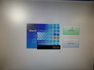 Thumbnail image of Thermo Electron Varioskan Flash Spectral Scanning Multimode Microplate Reader 