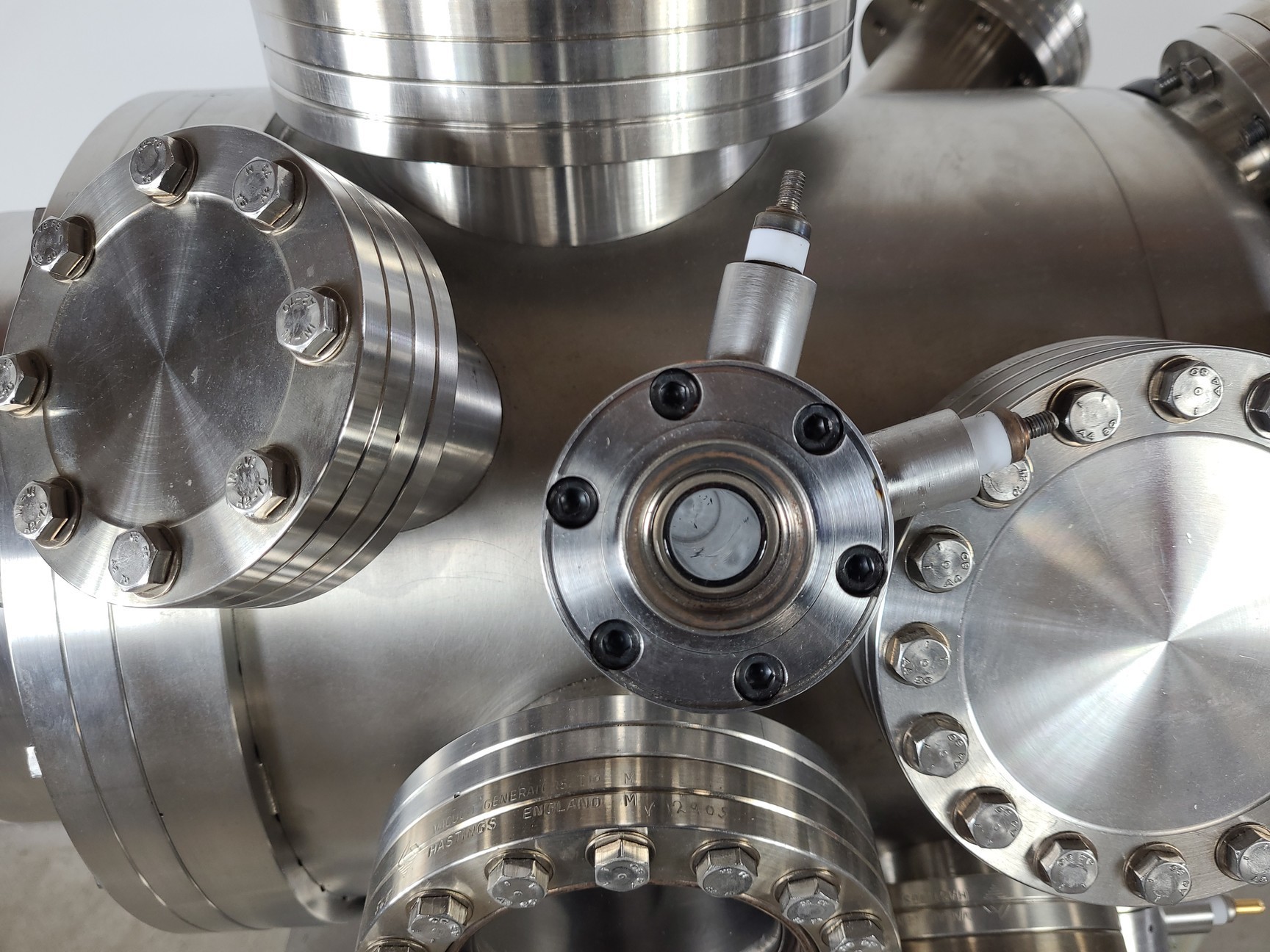 Image of Surface Science Instrument VG Scientific UHV Vacuum Chamber & StarCell Ion Pump 