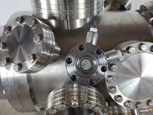 Thumbnail image of Surface Science Instrument VG Scientific UHV Vacuum Chamber & StarCell Ion Pump 