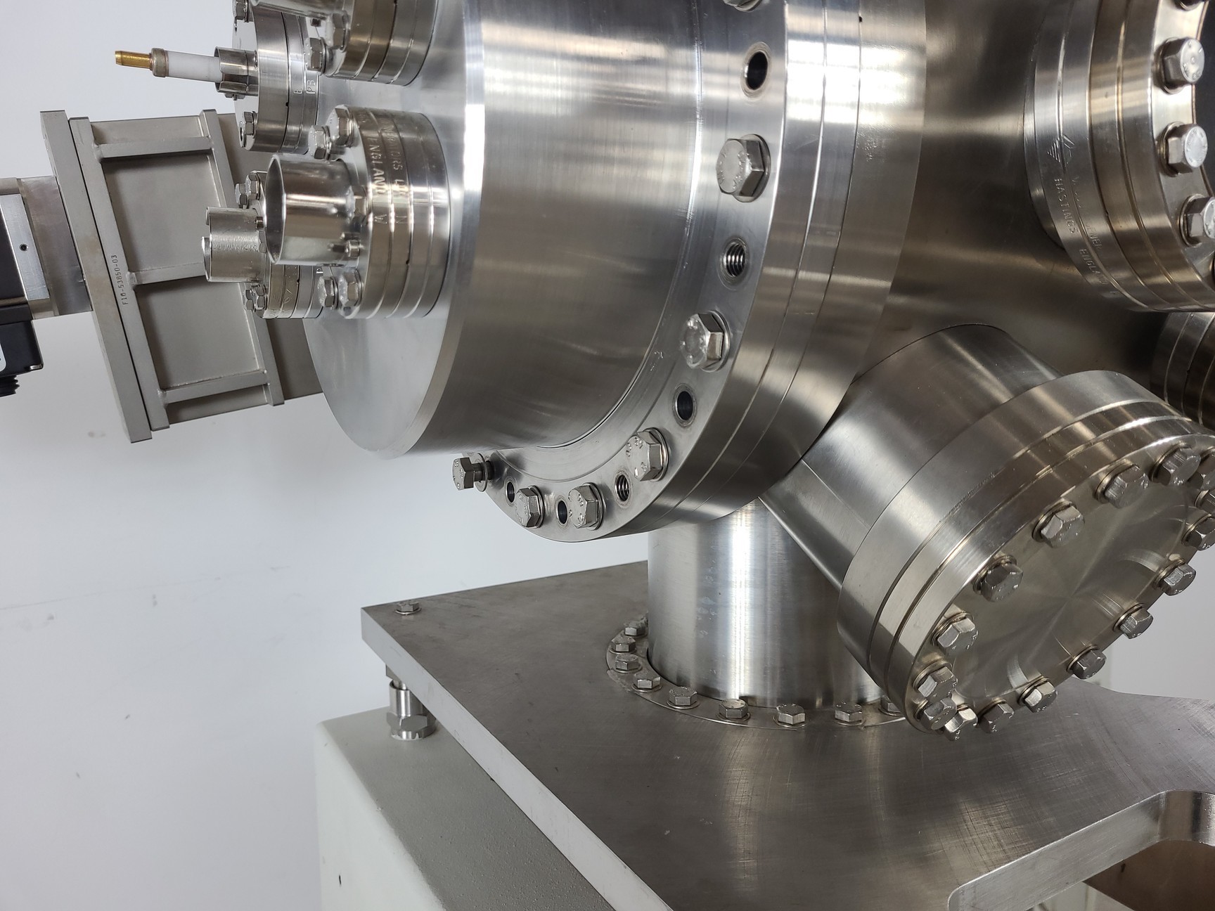 Image of Surface Science Instrument VG Scientific UHV Vacuum Chamber & StarCell Ion Pump 