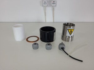 Thumbnail image of Vacuum Generators Ltd HPLT050 5-axis UHV micro-manipulator 