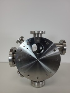 Thumbnail image of Vacuum Generators Ltd HPLT050 5-axis UHV micro-manipulator 
