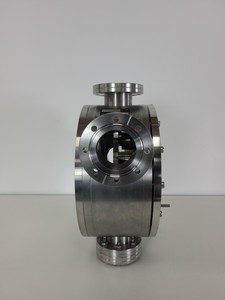 Thumbnail image of Vacuum Generators Ltd HPLT050 5-axis UHV micro-manipulator 